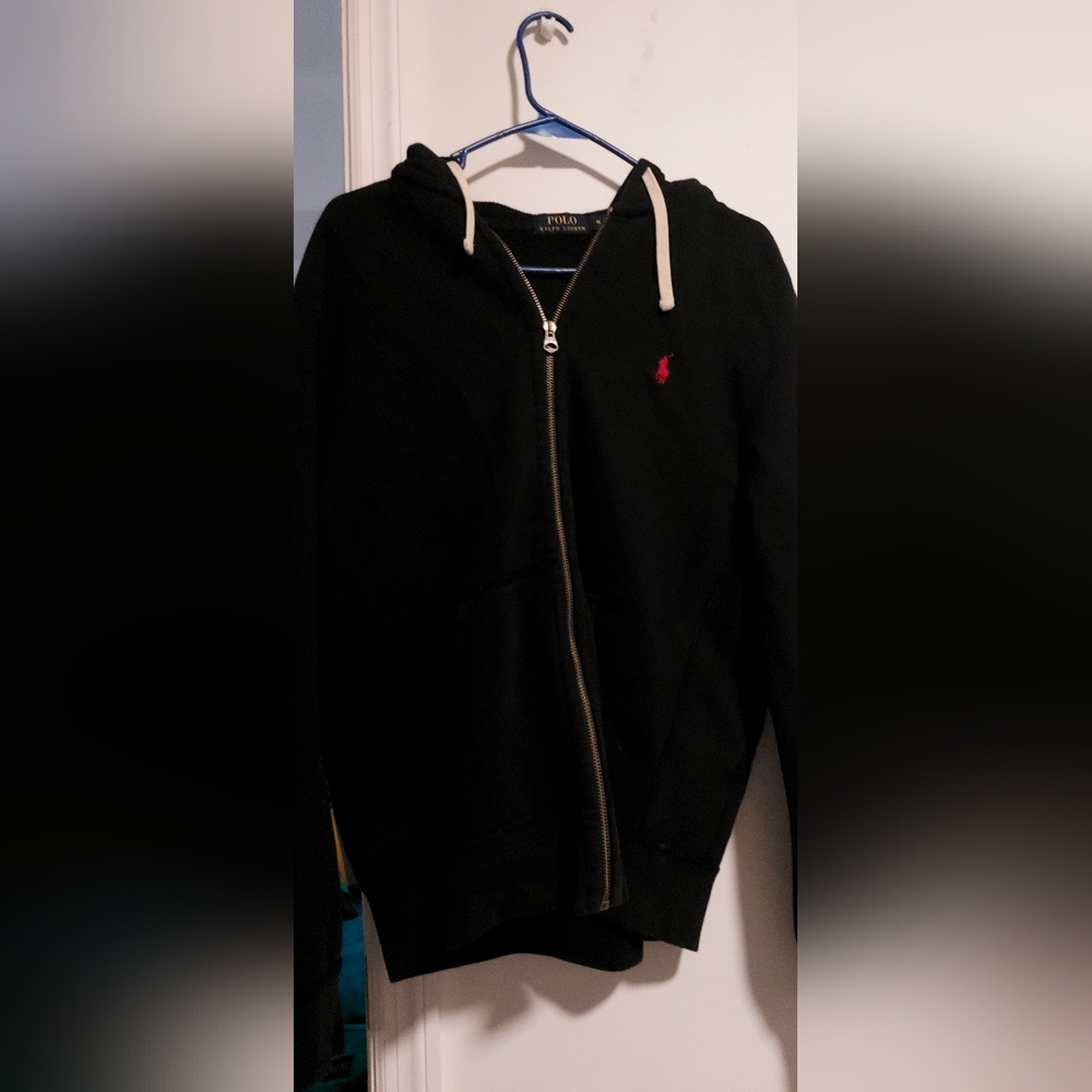 POLO HOODIE IN REALLY GOOD CONDITION THROW OFFERS